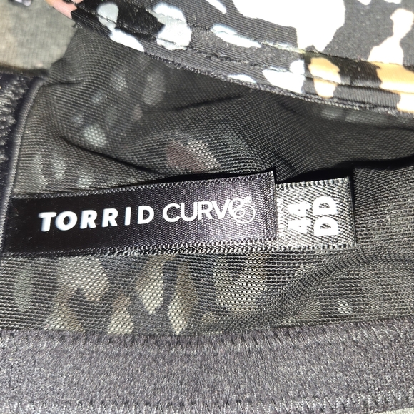 Torrid Plunge Bra - 44DD - Picture 4 of 5